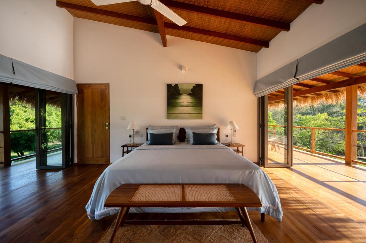 Niketh Villa Komari Arugambay Exterior photo